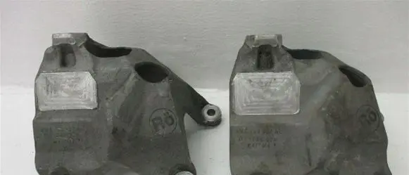 Audi Q7 4M Engine mounting bracket