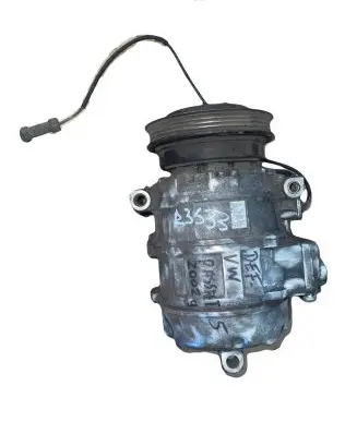 Volkswagen PASSAT B5 Air conditioning (A/C) compressor (pump) 8D0260808
