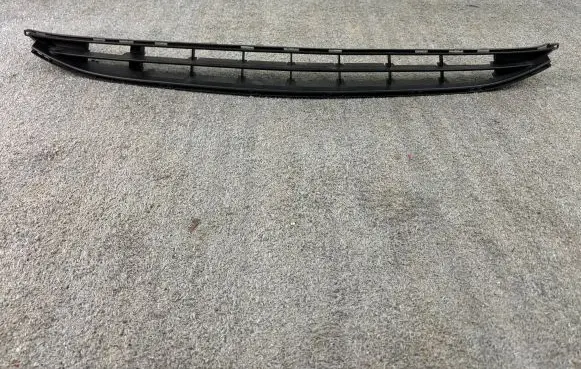 Opel Corsa E Front bumper lower grill 13432002 K3038