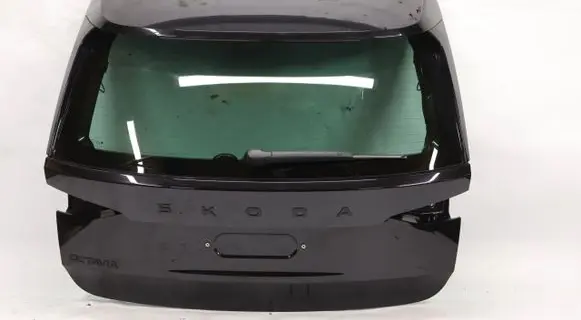 Skoda Octavia Mk4 Tailgate/trunk/boot lid 5783358