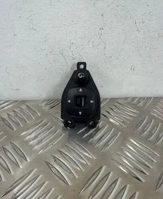 Ford Ranger Wing mirror switch AB3917B676AA 20190802