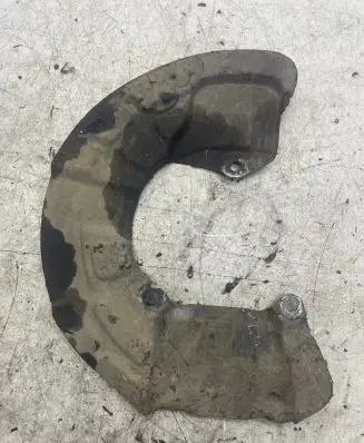 Volvo V70 Front brake disc dust cover plate 