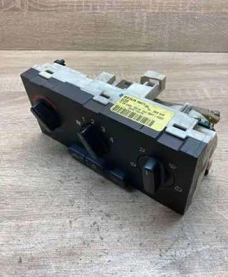 Opel Astra G Climate control unit 11895919 BEHR90673