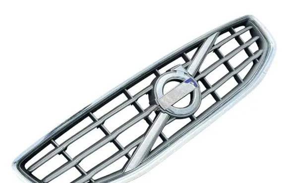Volvo V60 Front bumper upper radiator grill 30795039