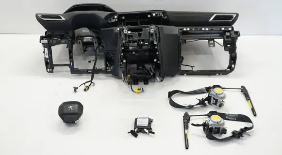Peugeot 3008 II Dashboard ACR16180454ZD 16180454ZD