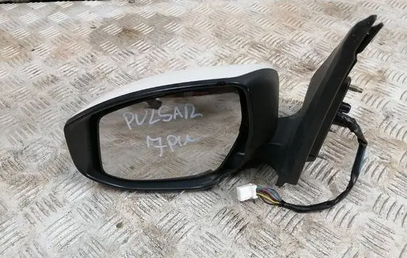 Front door electric wing mirror