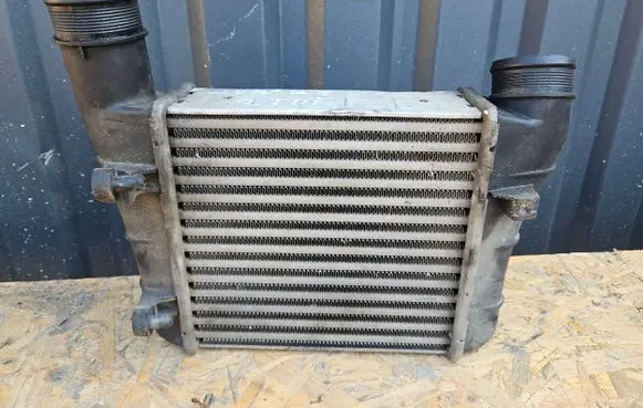 Audi A4 S4 B8 8K Intercooler radiator 8E0145805S