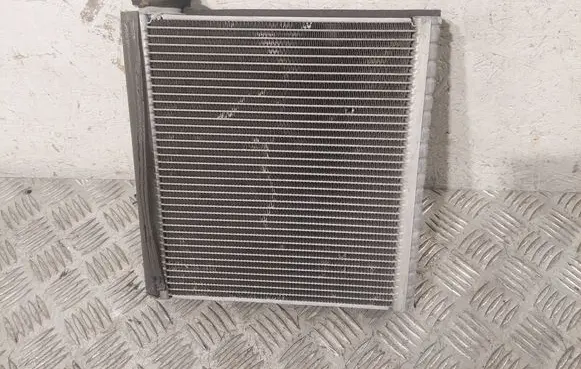 Toyota Avensis T250 Air conditioning (A/C) radiator (interior) 8850105080
