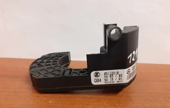 Mercedes-Benz E W211 Steering angle sensor 12191 0305459732