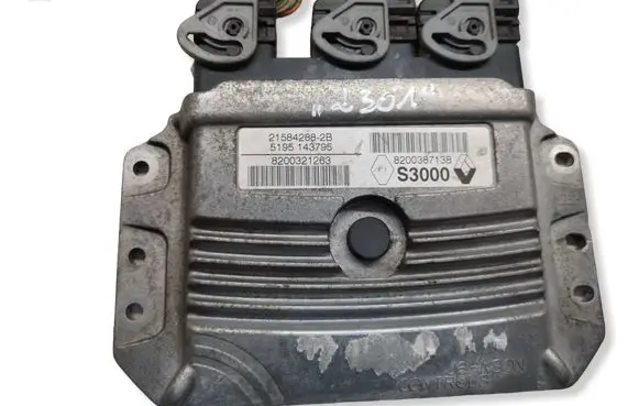 Renault Megane II Engine control unit/module 8200387138 215842882B 8200321263