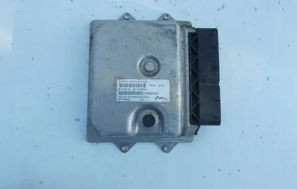 Fiat Grande Punto Engine control unit/module 51892322