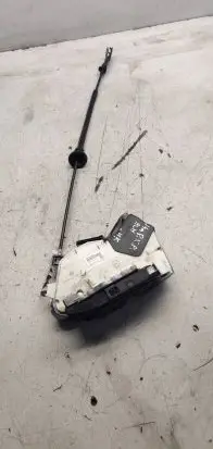 Seat Alhambra (Mk2) Front door lock 6r0837349