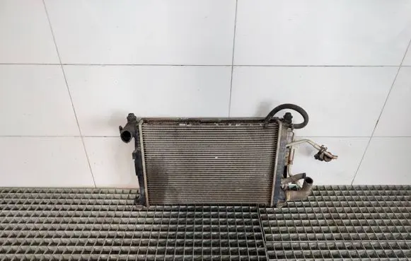 Ford Fiesta Coolant radiator XS6H8005GA43 XS6H8005GA