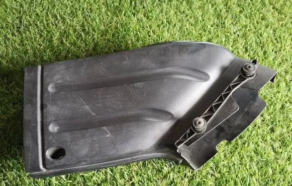 Audi A4 S4 B6 8E 8H Air intake hose/pipe 8E0129618E