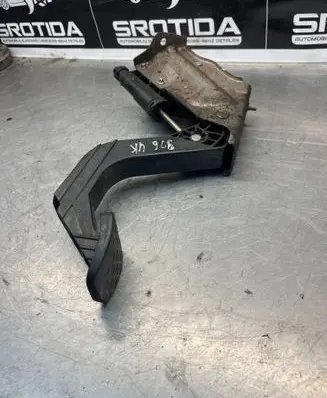 Mercedes-Benz Sprinter W906 Clutch pedal 