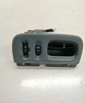 Renault Megane I Headlight level height control switch 7700841200