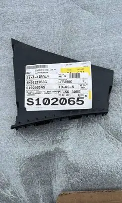 Audi A6 S6 C8 4K Intercooler air guide/duct channel 4K0121763G