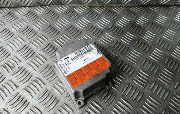 Mercedes-Benz E W210 Airbag control unit/module 0018202326