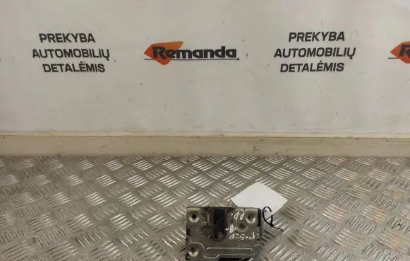 Iveco Daily 45 - 49.10 Front door lock