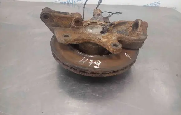 Volkswagen Crafter Front wheel hub spindle knuckle