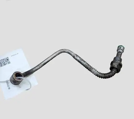 Nissan Qashqai Turbo turbocharger oiling pipe/hose