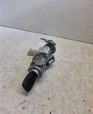 Ford Focus C-MAX Ignition lock 3M513F880AA
