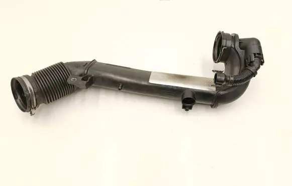 BMW 2 F46 Air intake duct part 8513943 8511377 23557610