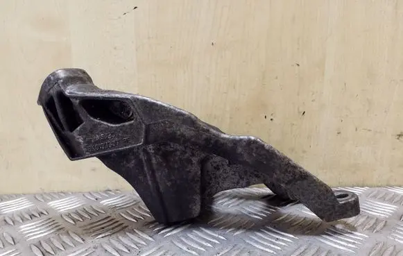 Audi Q5 SQ5 Engine mounting bracket 8K0199307BE