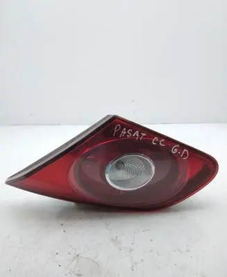 Volkswagen PASSAT CC Tailgate rear/tail lights