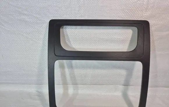 Volkswagen Caddy Radio/GPS head unit trim 2K5858061 2K5858061A