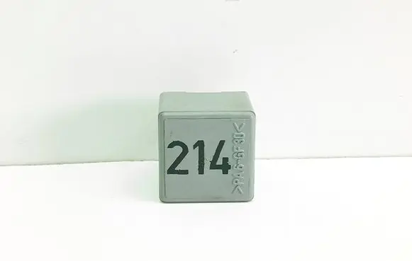 Audi A4 S4 B5 8D Other relay 443951253K