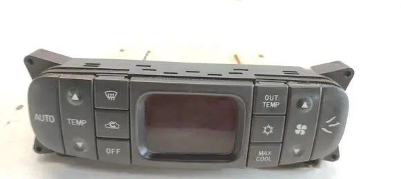 Mitsubishi Carisma Climate control unit MB947679 CAB502A005