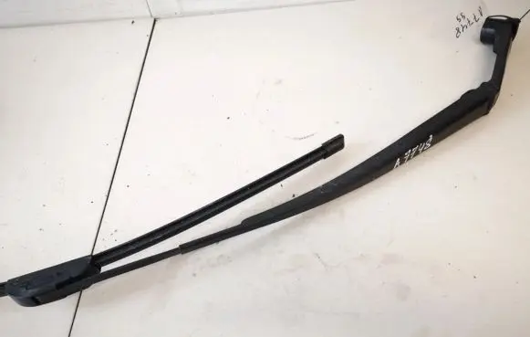 Mazda CX-7 Front wiper blade arm