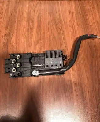Mercedes-Benz E W211 Fuse module 2115452301 013948411