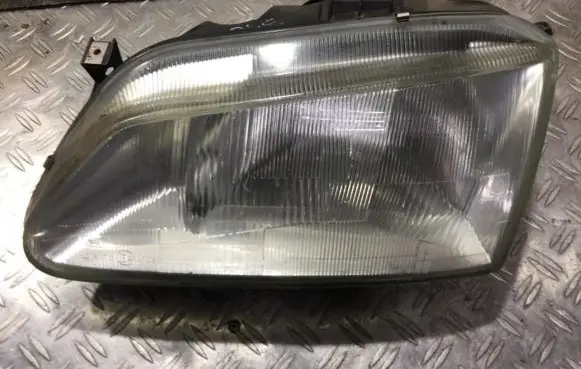 Renault Megane I Headlight/headlamp