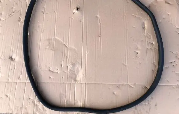 Volvo V60 Rear door rubber seal (on body) 