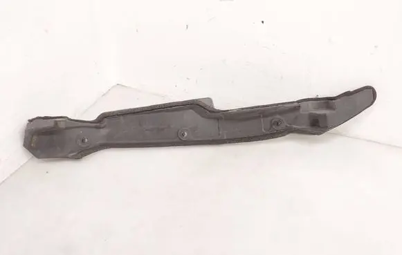 Lexus ES 300h (7th Gen) Fender end trim 5382733080