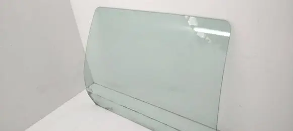 Rear door window glass