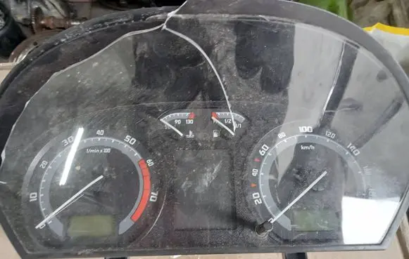 Skoda Fabia Mk1 (6Y) Speedometer (instrument cluster) 6Y0920871L