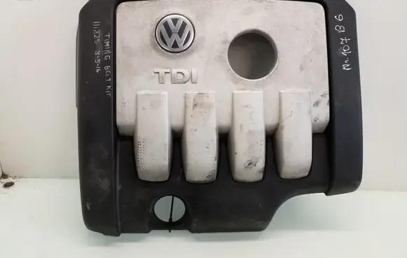 Volkswagen PASSAT B6 Engine cover (trim) 03G103925BC