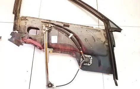 Audi 80 90 B3 Front door window/glass frame 
