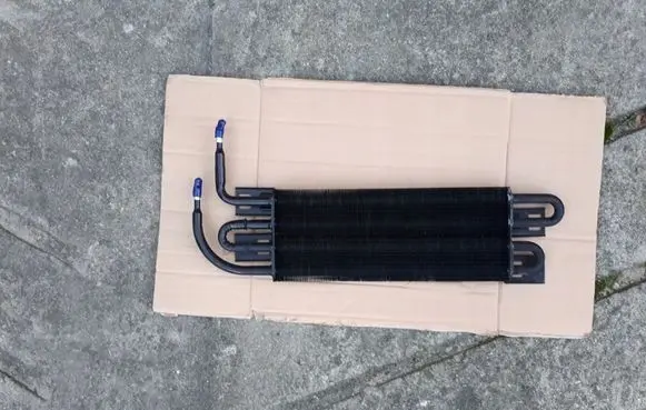 Jeep Grand Cherokee Engine oil radiator