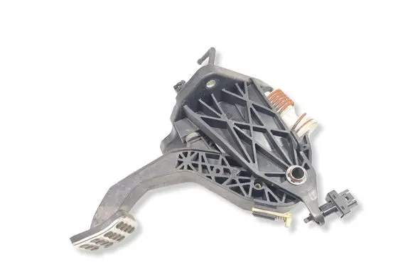 Mercedes-Benz B W246 W242 Clutch pedal A2462900419
