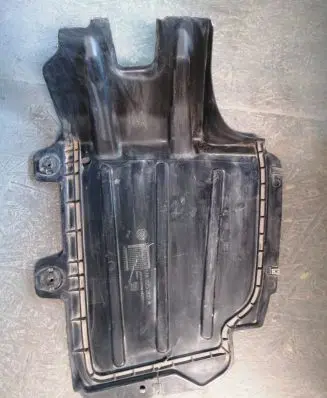 Volkswagen Jetta VII Pickup box liner 17A825205A