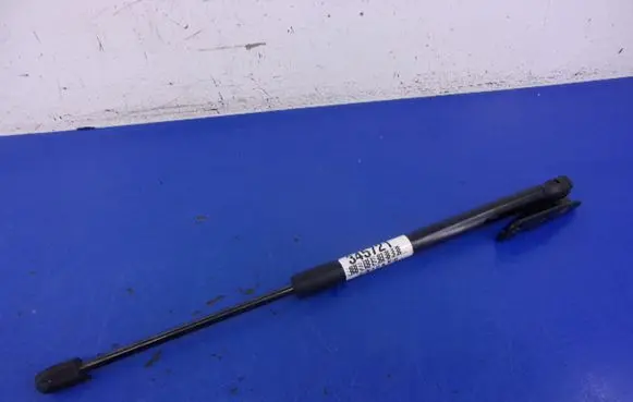 Suzuki SX4 Shock absorber/damper mounting bracket 
