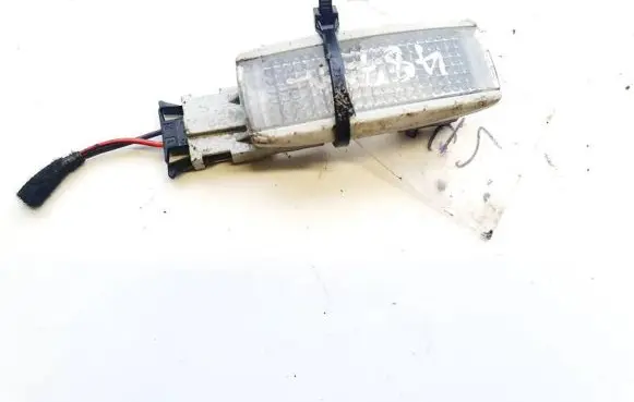 Volkswagen PASSAT B5.5 Other interior light 3b0947113