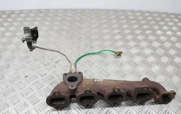 Nissan X-Trail T32 Exhaust manifold