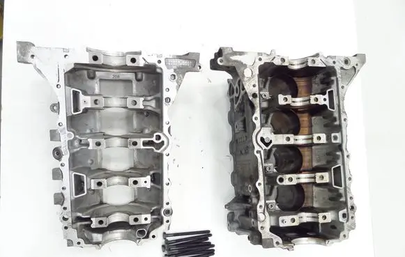 Mini One - Cooper Clubman R55 Engine block V54004580 V53355680