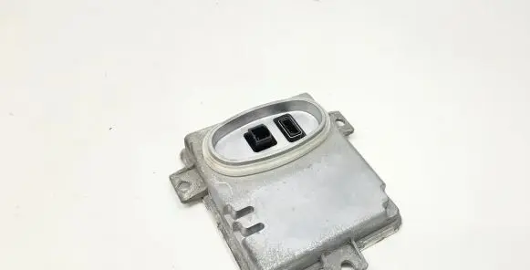 Volvo V70 Xenon control unit/module 6948180