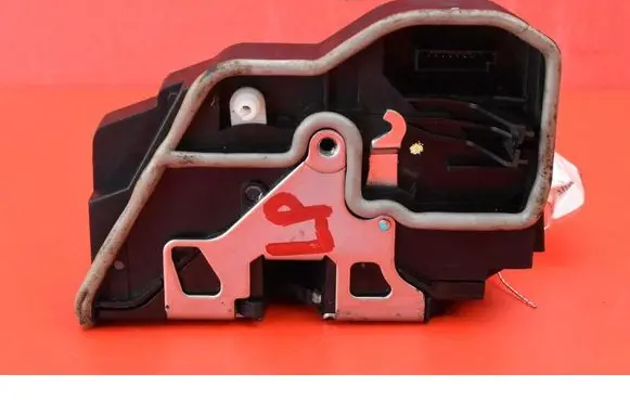 Front door lock